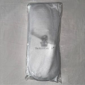 ♥️ RARE Authentic Ritz-Carlton Slippers